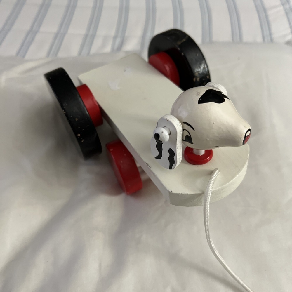 Vintage Black and White Dog‎ Style Wooden Pull Toy